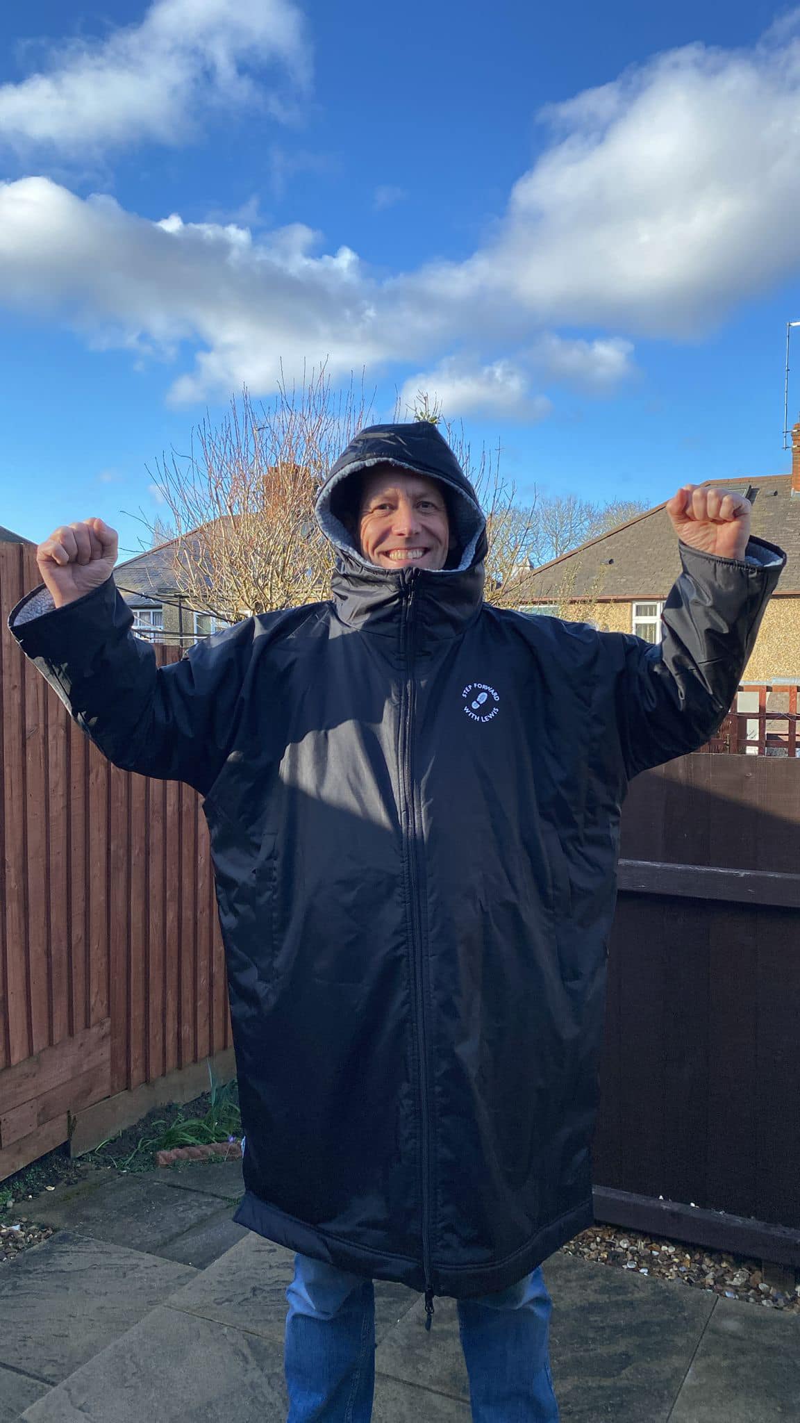 Step Forward With Lewis/Running Tales waterproof changing robe